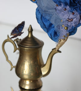 Anemona Teapot Ghost