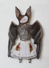 Load image into Gallery viewer, PETIT Vleermeisje Bat Girl