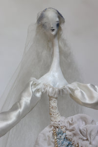 Dolores Teapot Ghost Bride