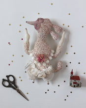Load image into Gallery viewer, Petit Mambo Caniche