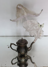 Load image into Gallery viewer, Petrulya Teapot Ghost