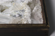 Load image into Gallery viewer, Triomphe aux Dieux • Memento Mori Box