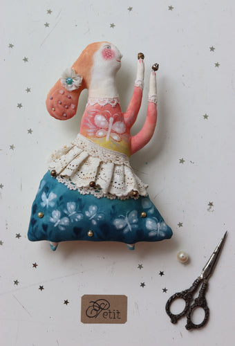 PETIT SUMMER DANCER